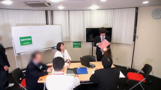 美少女レザースーツ　なりすまし　プレゼン