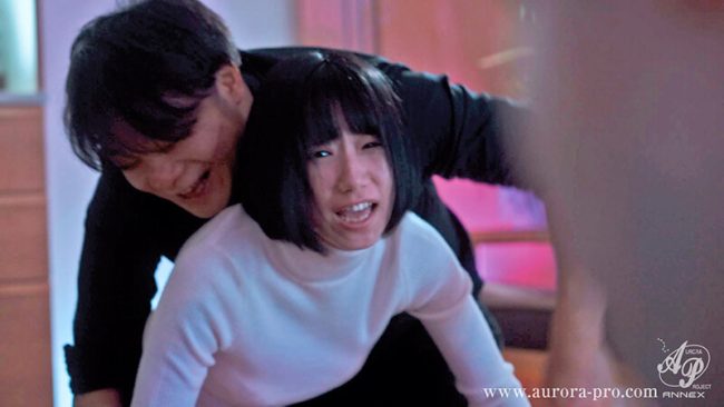 タトゥー清楚彼女　淫乱刻印寝取られ奴隷堕ち