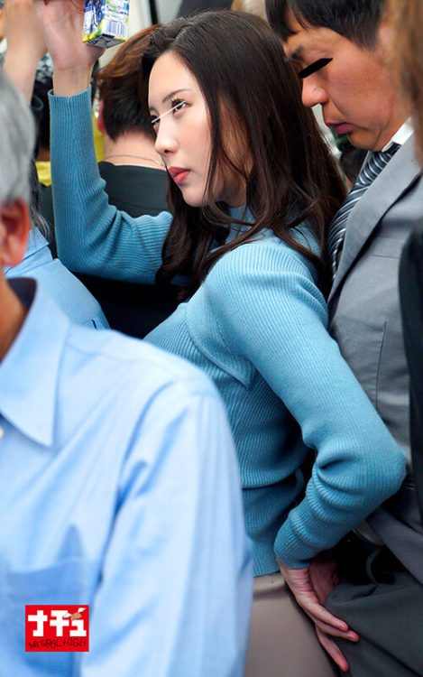 M男大好き痴女　逆痴漢