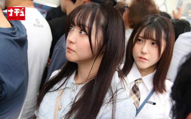 ビアン女子大生　同サークル美女　レズ痴漢堕ち