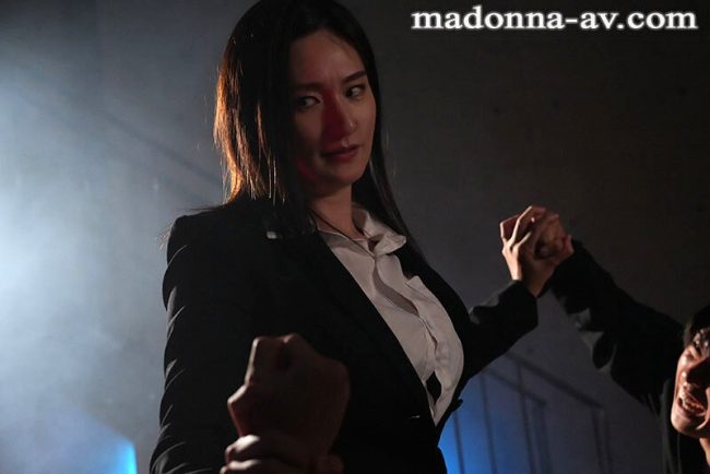 人妻捜査官　目の前寝取られ輪姦　快楽堕ち