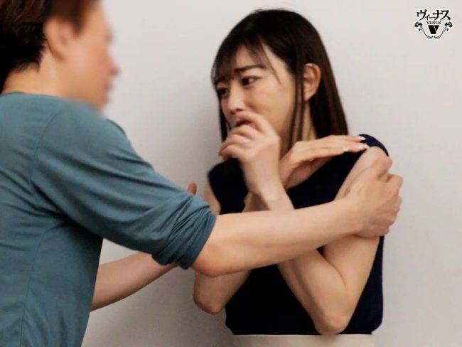 隣人デカチン寝取られ　肉便器堕ち　清楚巨乳妻