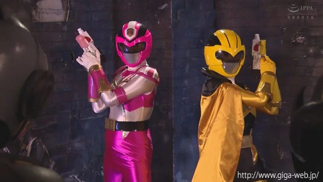 ヒロインW洗脳　媚び奴隷3P奉仕