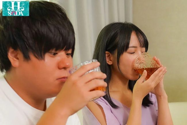 カップルNTRエステ　鬱勃起　快楽堕ち4P
